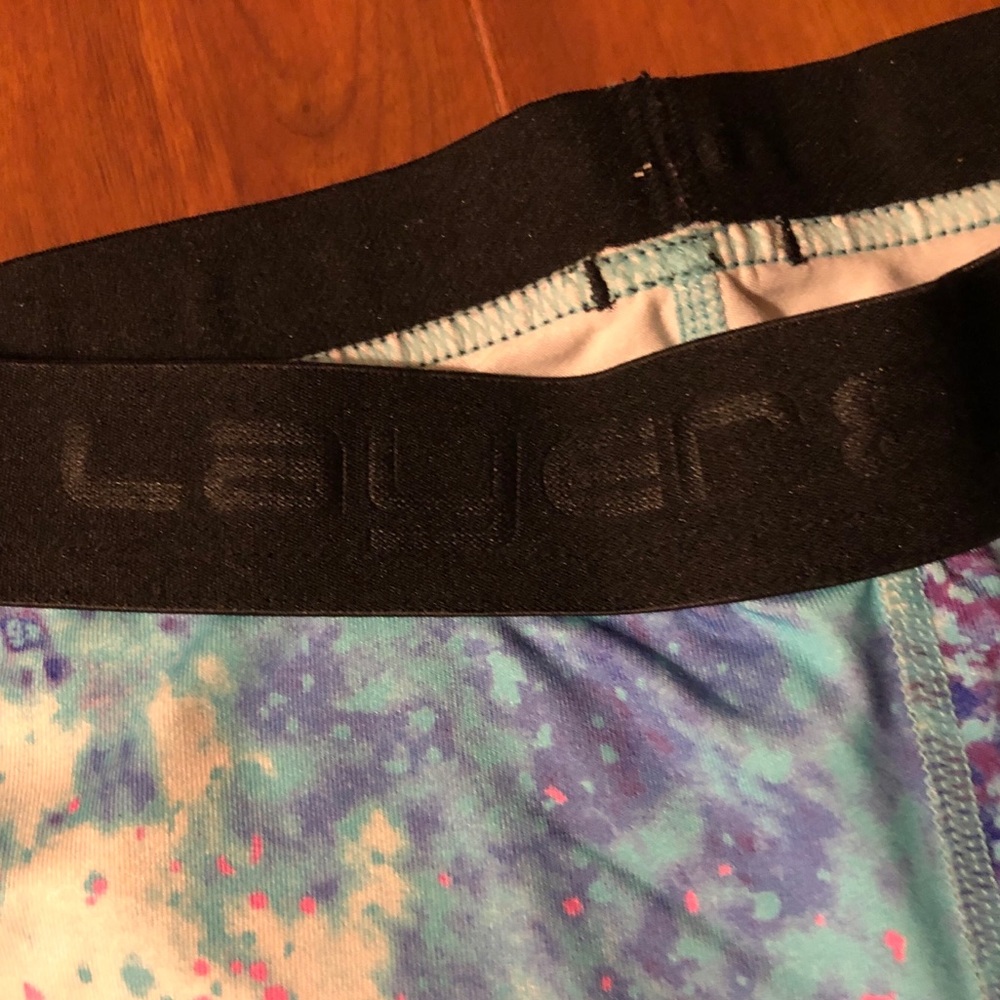 SOLD! Layer 8 Leggings in Shades of Blue - Picture 4 of 5